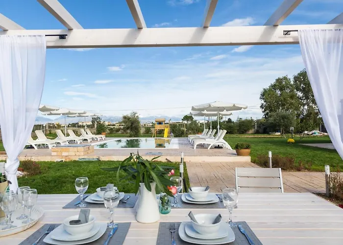 Eleni Luxury