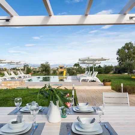 Eleni Luxury
