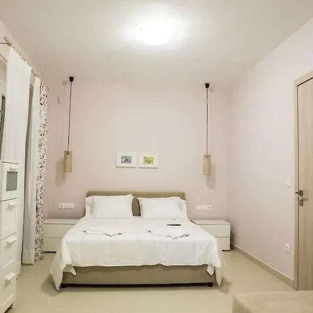 Eleni Luxury